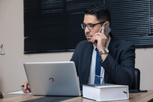 Les Erreurs Courantes en Consultation d’Affaires à Éviter